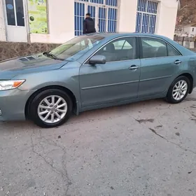 Toyota Camry 2011