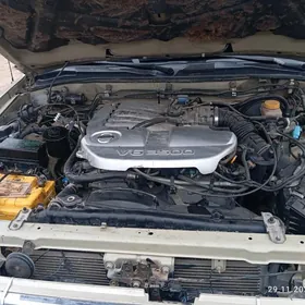 Nissan Pathfinder 2002