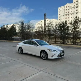 Lexus ES 350 2020