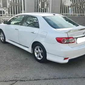 Toyota Corolla 2013