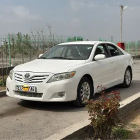 Toyota Camry 2011