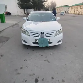 Toyota Camry 2010