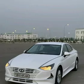 Hyundai Sonata Hybrid 2020