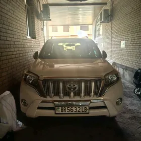 Toyota Land Cruiser Prado 2015