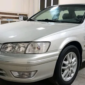Toyota Camry 2000