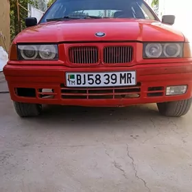 BMW 320 1992