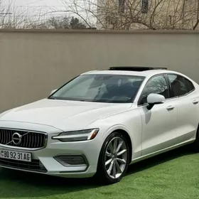 Volvo S60 2019