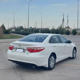 Toyota Camry 2017