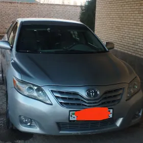 Toyota Camry 2010
