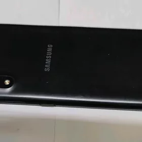 SAMSUNG A01