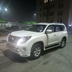 Toyota Land Cruiser Prado 2011