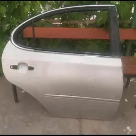 Lexus es 330 yzky pasajir gapy