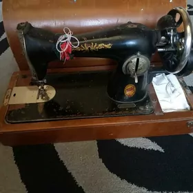 швейная машинка