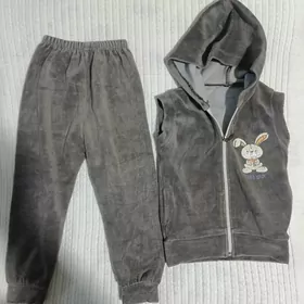 на 1 и  1,5 года мальчикам