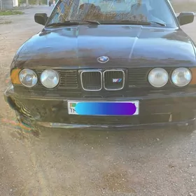 BMW 525 1990