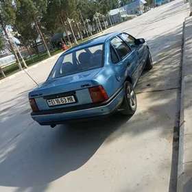 Opel Vectra 1989