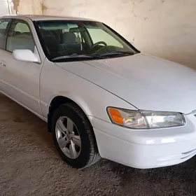 Toyota Camry 1999