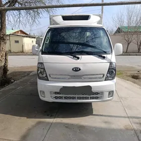 Kia Bongo 2017