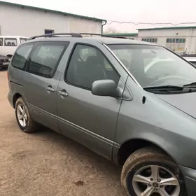Toyota Sienna 2000