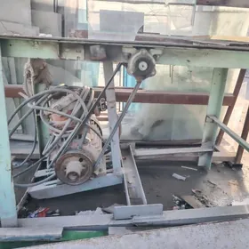 Agac kesyan stanokAgac kesyan