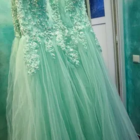 Красивые платья на вечер