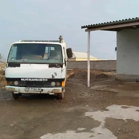 Mitsubishi Canter 1993