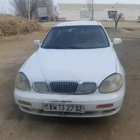 Daewoo Leganza 1998
