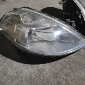 Fara nisan versa v tida