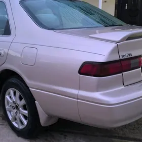 Toyota Camry 1999