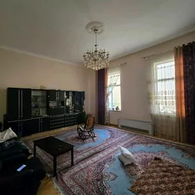 15 Tapgyr 4 etaž 3 komnat