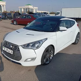 Hyundai Veloster 2012