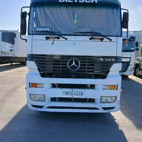 Mercedes-Benz ACTROS 3331 1998