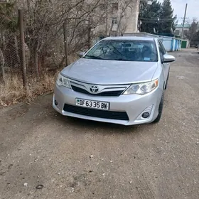 Toyota Camry 2012