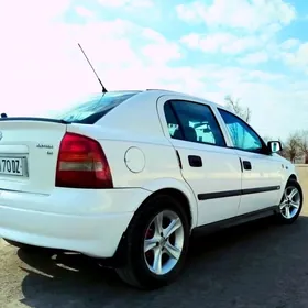Opel Astra 2001