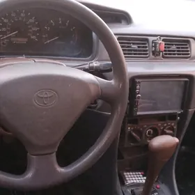 Toyota Camry 1992