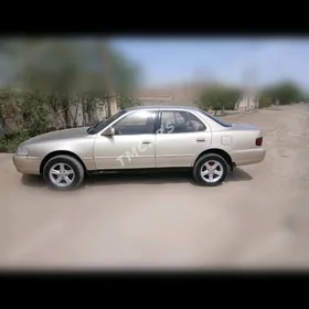 Toyota Camry 1996