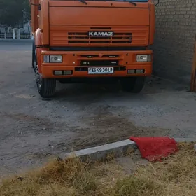 Kamaz 6520 2008