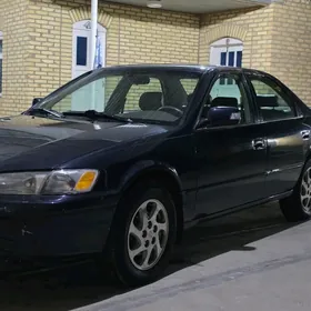 Toyota Camry 1999