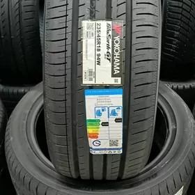 TEKER ÝOKOHAMA 235/45/18 ✅️