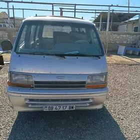 Toyota Hiace 1989
