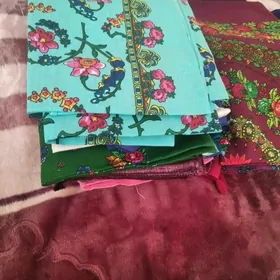 toyda paylanylyan yalyklar