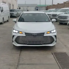 Toyota Avalon 2022
