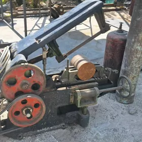 токарный. мех. пила станок