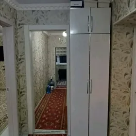 Eyesinden satlyk jay