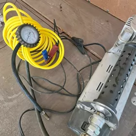 Автомобильный компрессор б/у