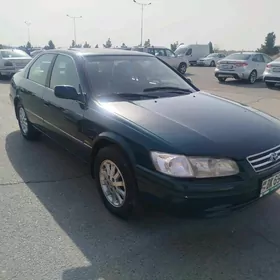 Toyota Camry 1998