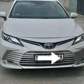 Toyota Camry 2023