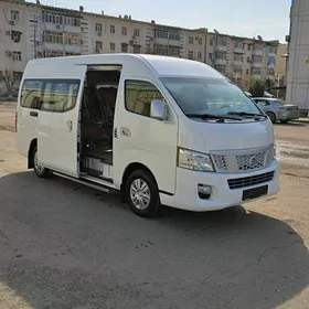 Nissan Urvan 2017