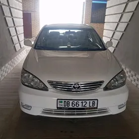 Toyota Camry 2004