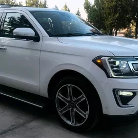 Ford Expedition 2020